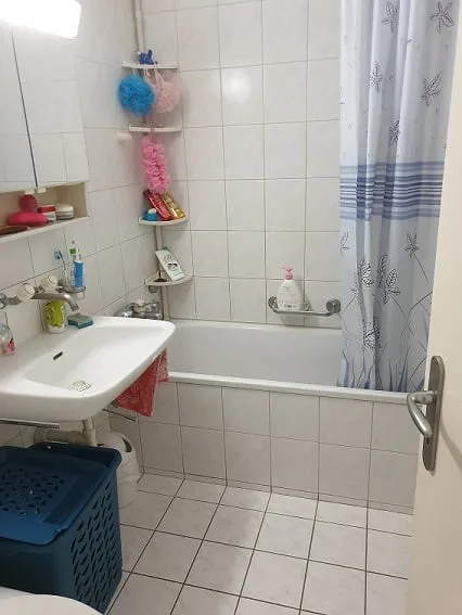 Moderne 3.5-Zimmer-Wohnung mit Balkon in Biel/Bienne
