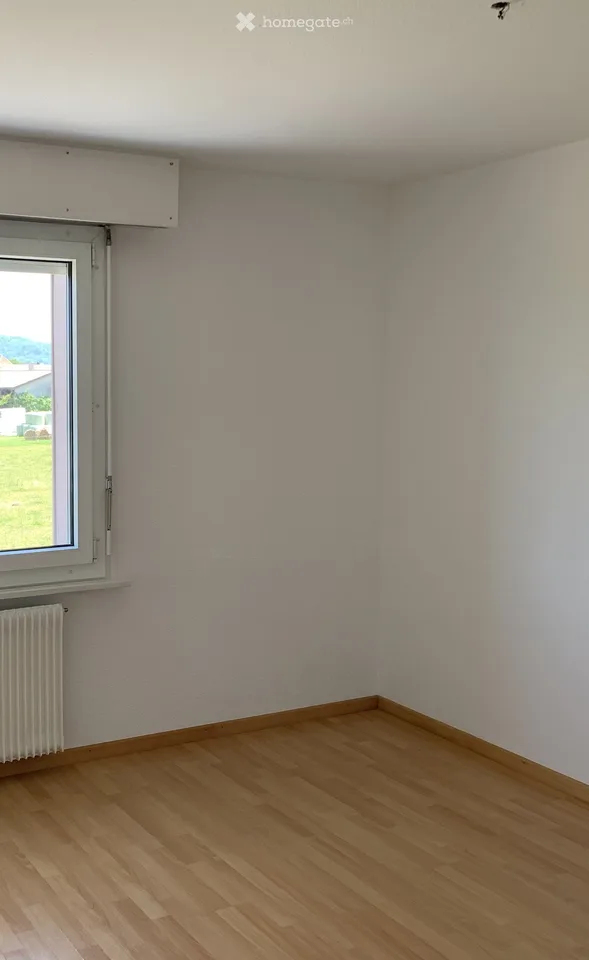 Ruhige 2.5-Zimmerwohnung mit Balkon und Garage in Münchenbuchsee