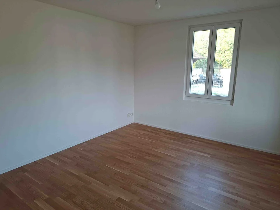 À louer dans le vert au bord de la Glatt, un appartement de 3,5 pièces avec 61 m2