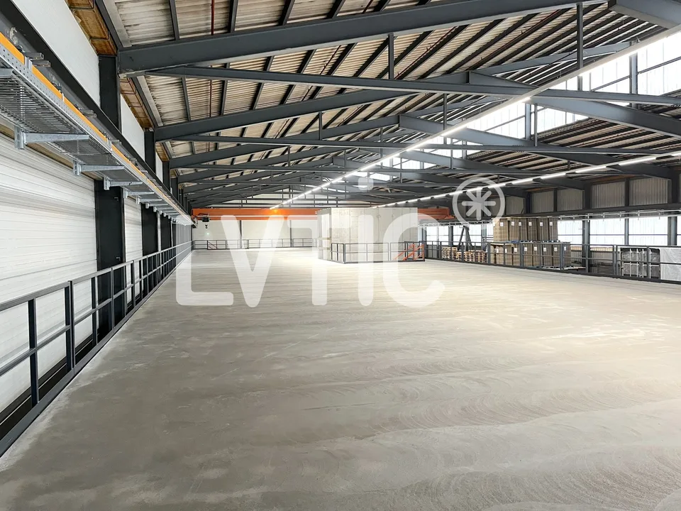 Dépôt de 1'000 m2 à louer à Orbe