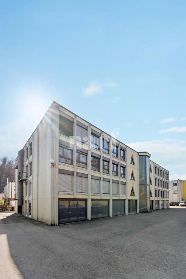 Surface commerciale dès 109 m2 à Marly !