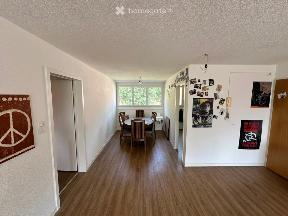 Appartement attractif de 3,5 pièces dans le quartier populaire de Breiti