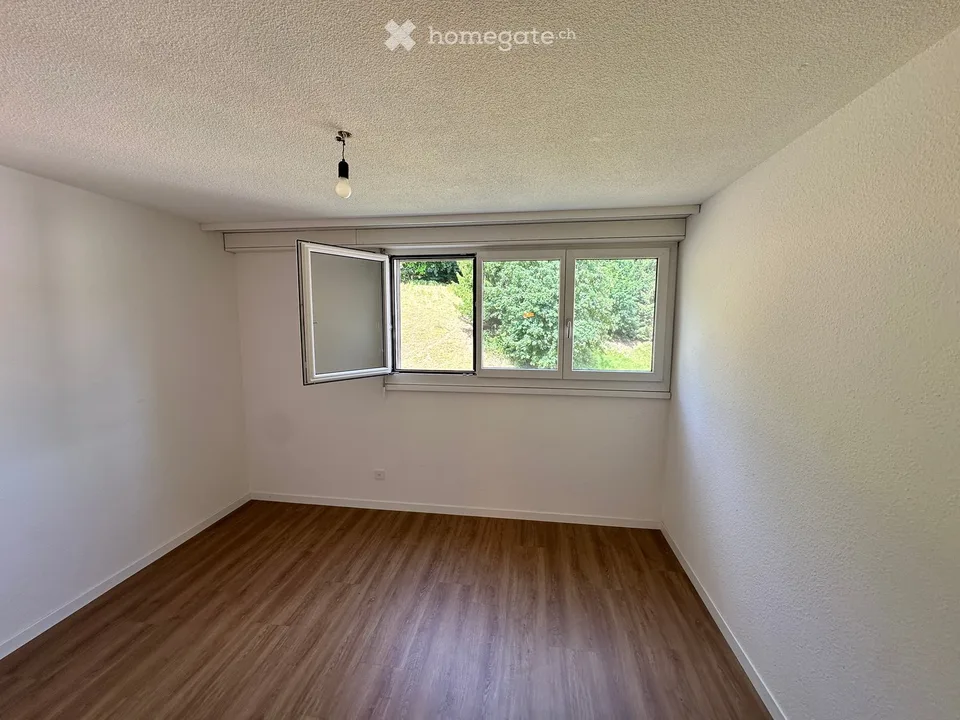 Appartement attractif de 3,5 pièces dans le quartier populaire de Breiti