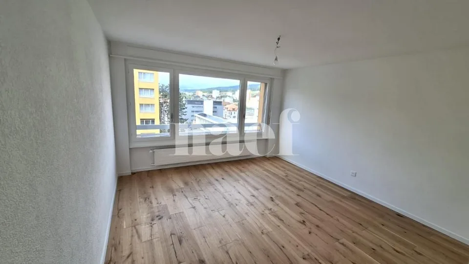 Renovierte - Schönes helles 3.5-Zimmer-Apartment