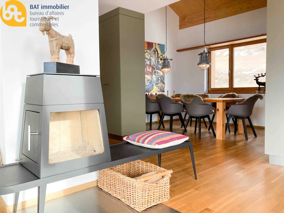 Zu vermieten für ein Jahr - Prachtvolles Duplex mit atemberaubendem Blick in Nax