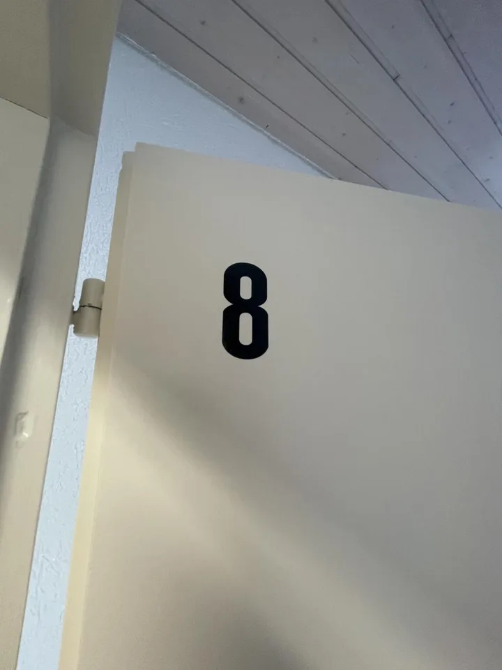 À mieten? Büro / Gewerbefläche in Bogis-Bossey