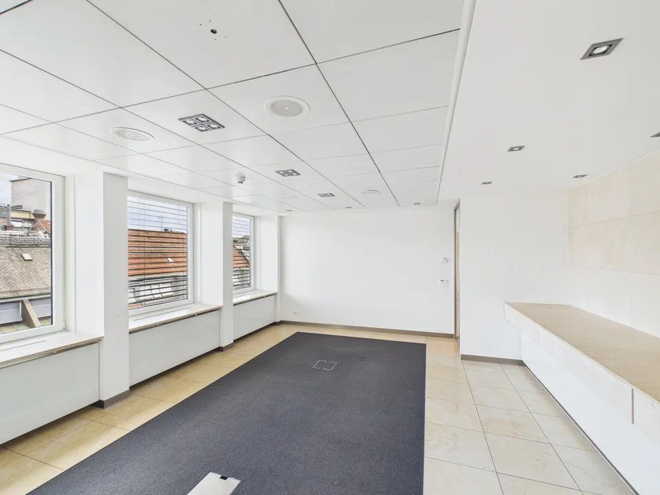 Bezugsbereite Büroflächen mit Weitblick – Foto 8 von 23