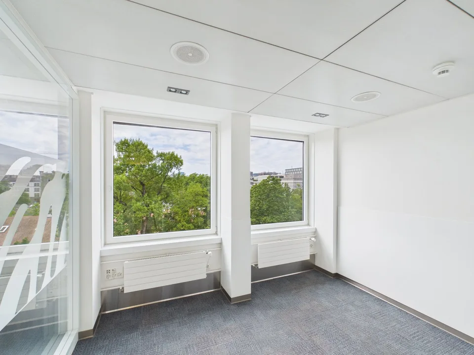Bezugsbereite Büroflächen mit Weitblick – Foto 13 von 23