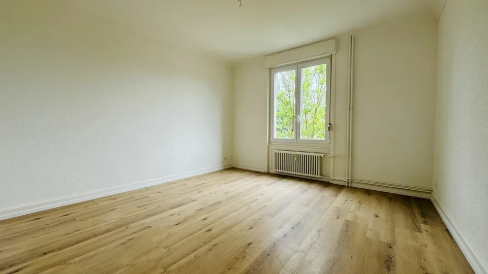 Bello appartamento 2.5 locali al 2° piano (w4) con balcone, lavatrice privata e compartimento in cantina