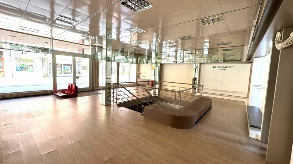 St-Imier, Gewerberaum im Zentrum des Dorfes mit Schaufenster – Foto 7 von 10