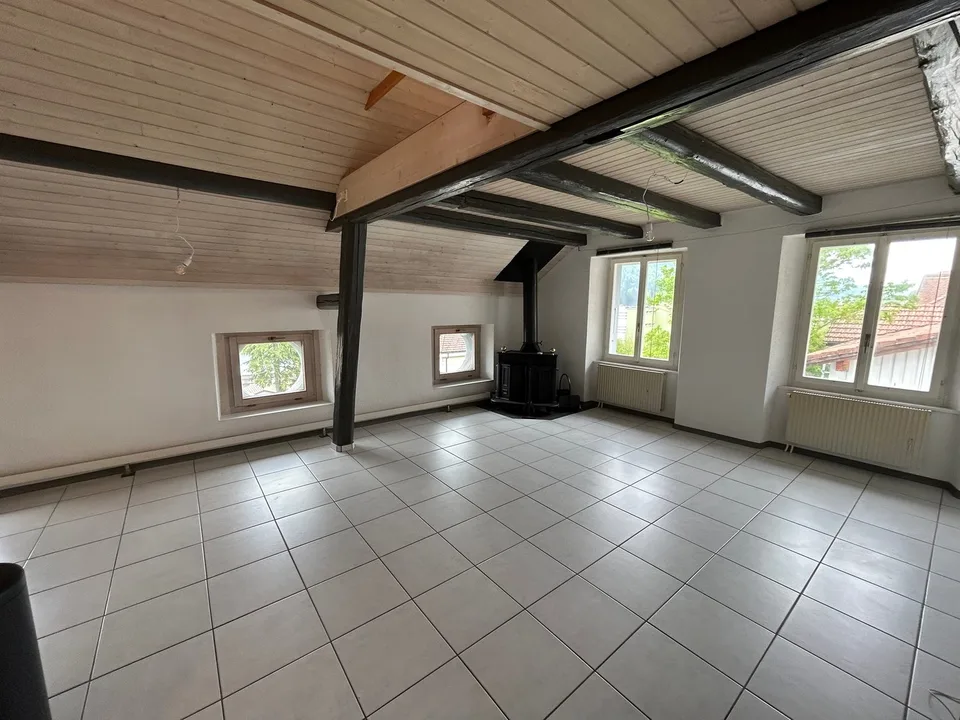 Zu vermieten: Duplex von 3.5 Zimmern mit eingerichteter Küche - Jonchères 22, St-Imier
