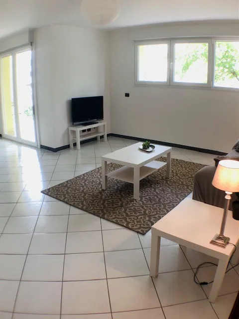 We rent a beautiful and spacious 4.5-room apartment