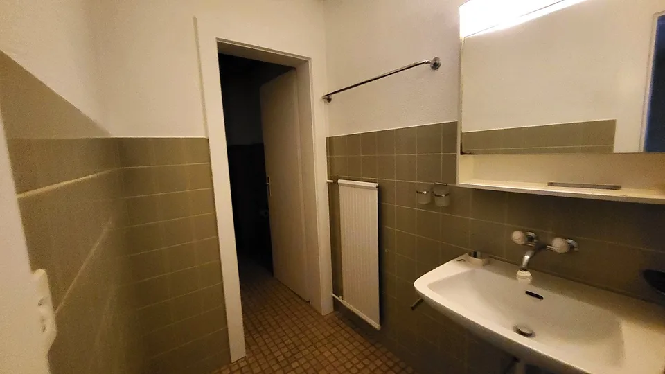 Place de l'Hôtel-de-Ville 6, La Chaux-de-Fonds - 3 pièces au 3ème étage – photo 6 sur 7