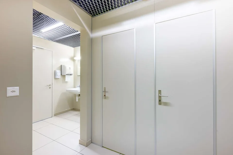 Spazi ufficiali ristrutturati in posizione centrale