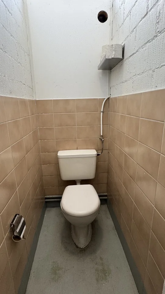 Raum für Ihren Betrieb 505 m² Gewerbefläche mit Laderampe in Kehrsatz – Foto 10 von 13