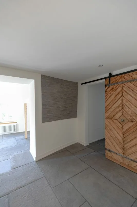Studio di alta qualità con un carattere benessere in mezzo alla natura