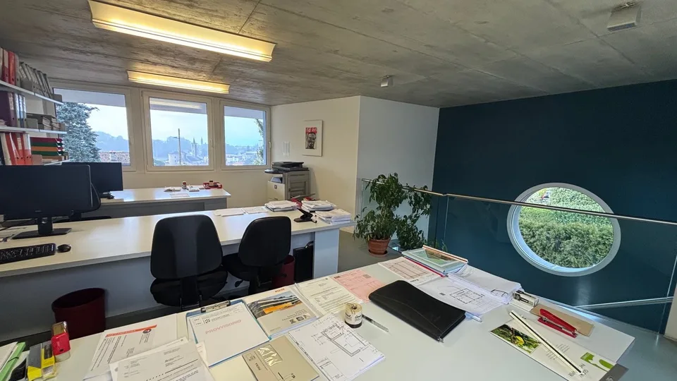 TESSERETE - Modernes Büro mit 2 Räumen