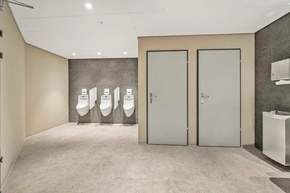 Frisch sanierte Büroflächen 250 m² – Foto 12 von 13