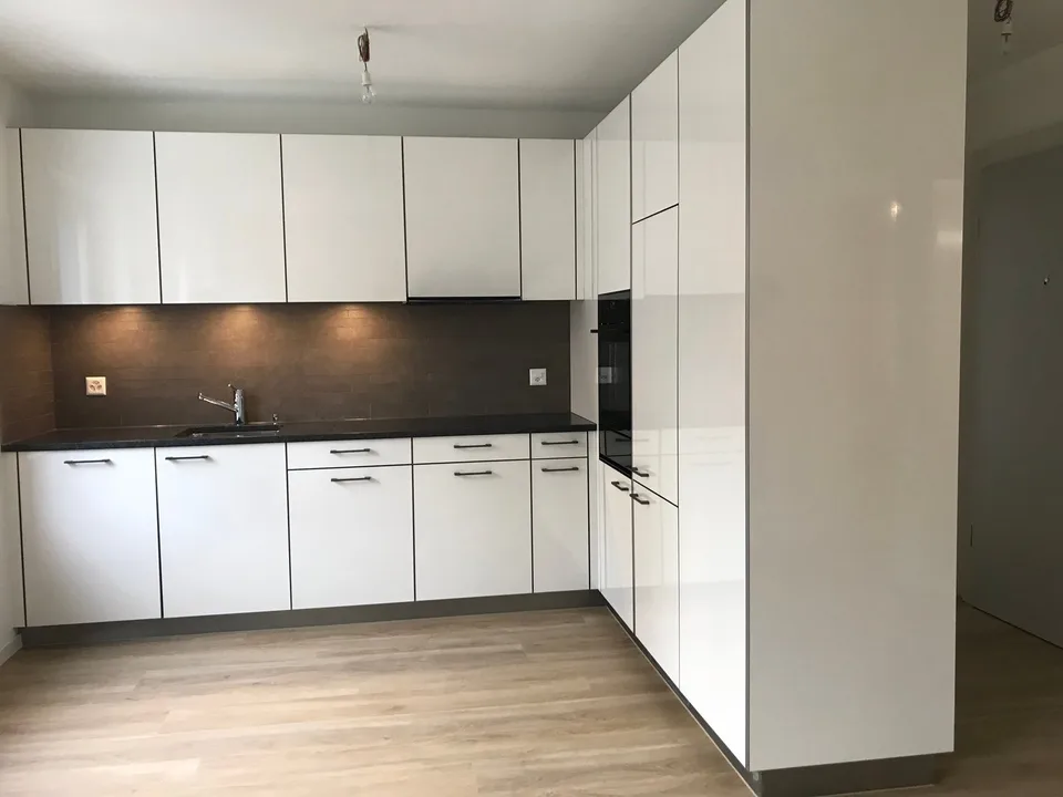 Hochwertig sanierte Wohnung mit Balkon