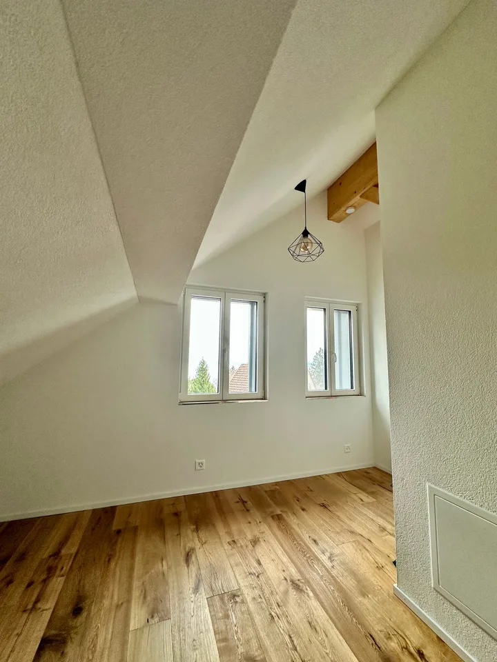 Incantevole appartamento mansardato di 3 locali in un edificio storico a Walzenhausen