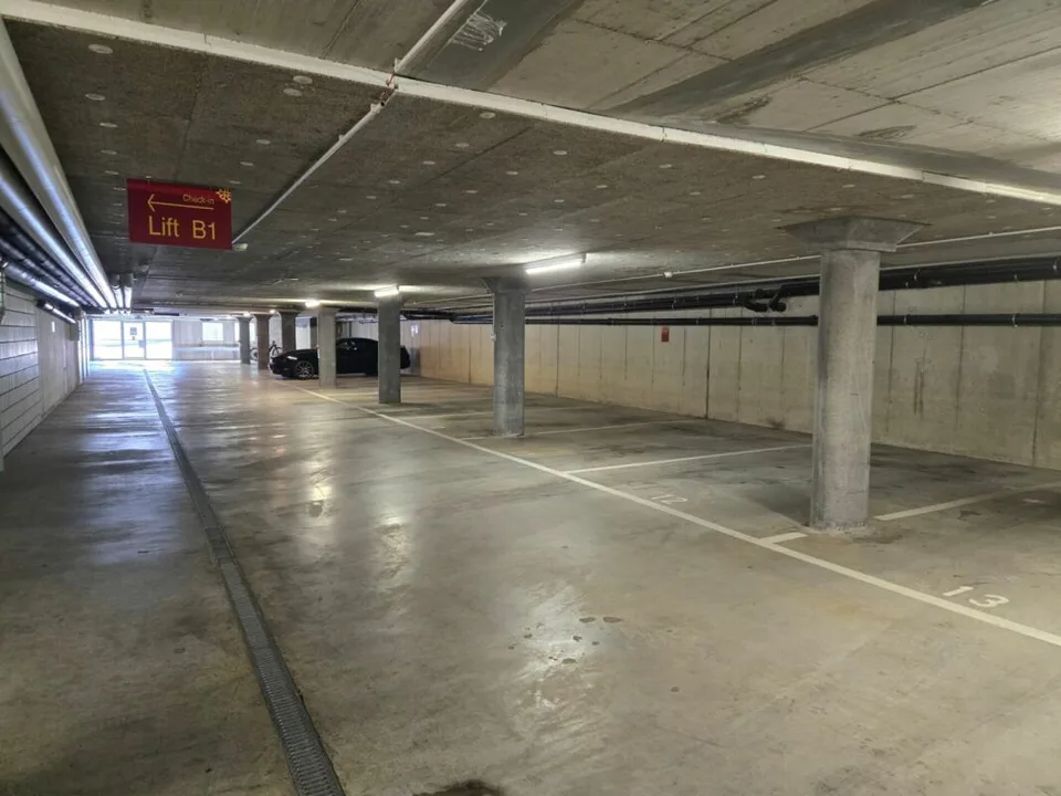 Einstellhalle  Nr. 12  Eichenweg , Belp