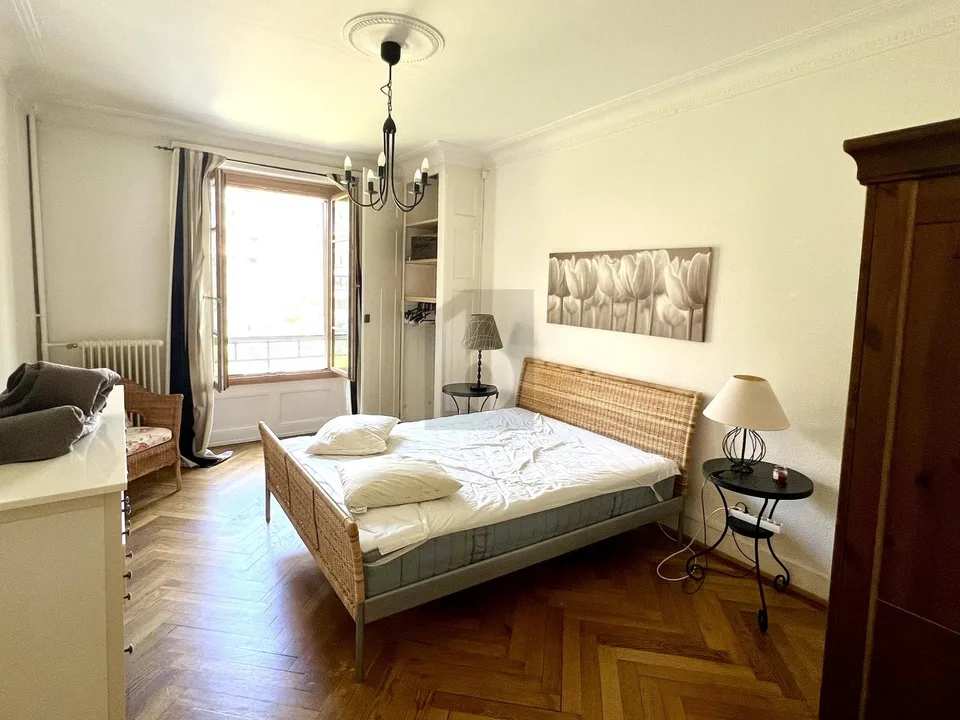 CHARMANT MEUBLÉ CENTRAL POUR COUPLE OU FAMILLE