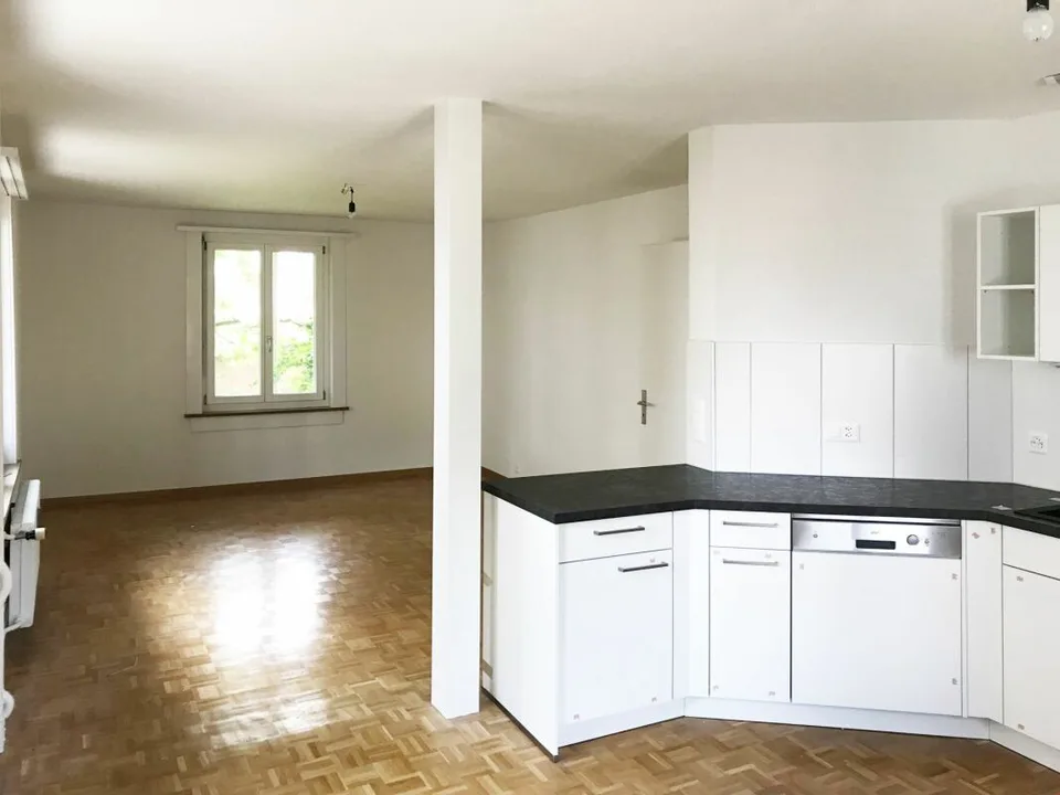 Sanierte Altbauwohnung an wunderschöner und ruhiger Lage
