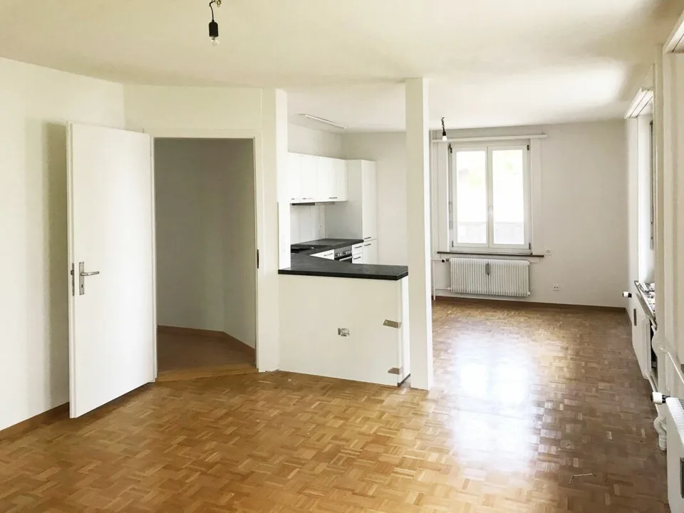 Sanierte Altbauwohnung an wunderschöner und ruhiger Lage