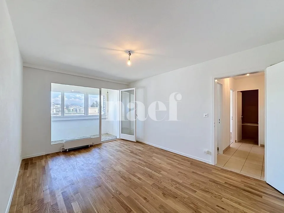 Zweizimmerwohnung im 9. Stock
