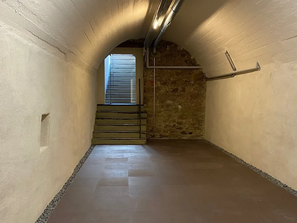 À louer cave voûtée dans un excellent emplacement piétonnier à Berne