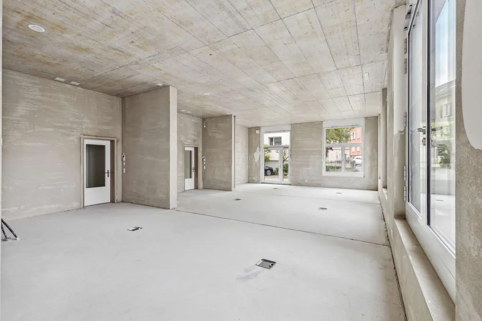 Espace commercial avec des possibilités d'utilisation polyvalentes – photo 9 sur 11