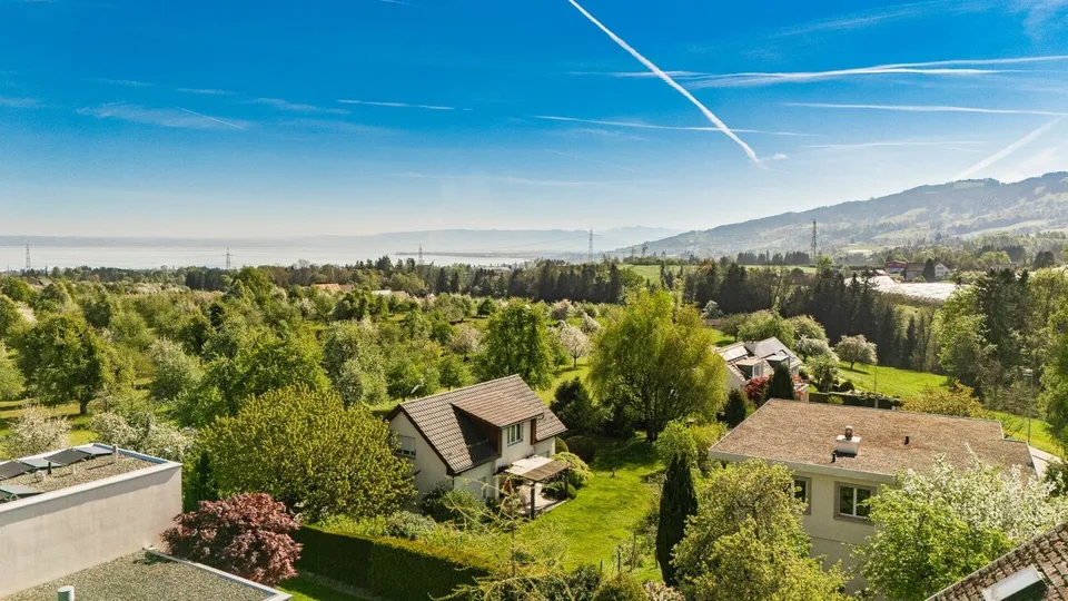Parcelle di costruzione esclusiva con vista lontana sul lago di Costanza