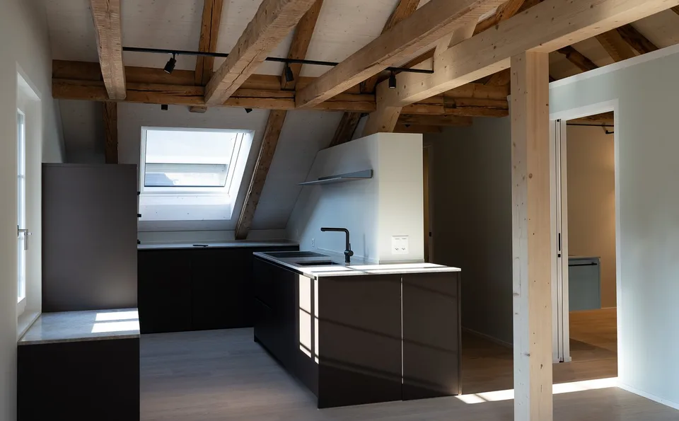Appartamento esclusivo 3.5 locali nel Rosengarten – Charme storico incontra design moderno