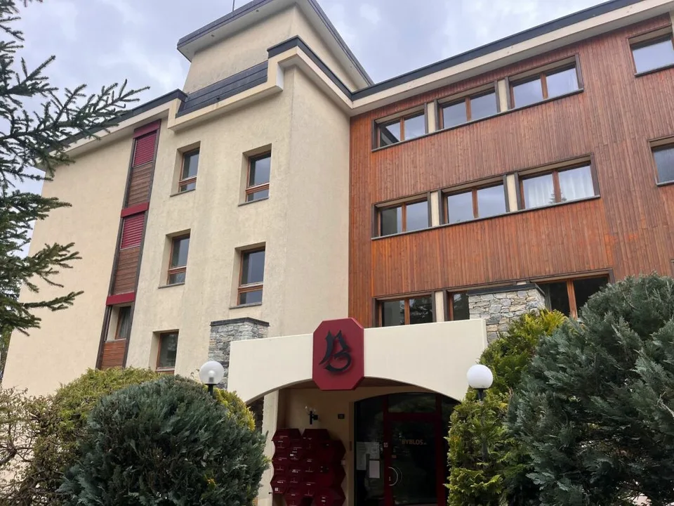 Studio renoviert in der Nähe des Zentrums von Montana mit Terrasse – Foto 8 von 8