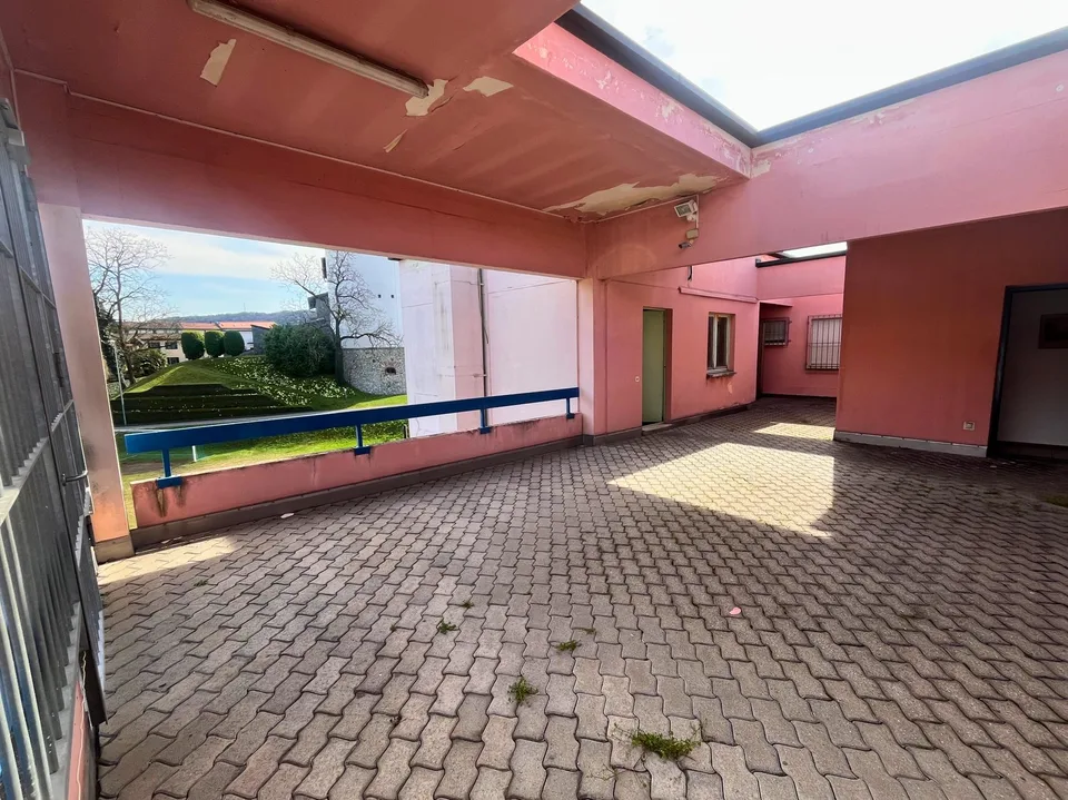 Kommerzielles Immobilienobjekt mit gastronomischer und Wohnfunktion – Genestrerio – Foto 17 von 17
