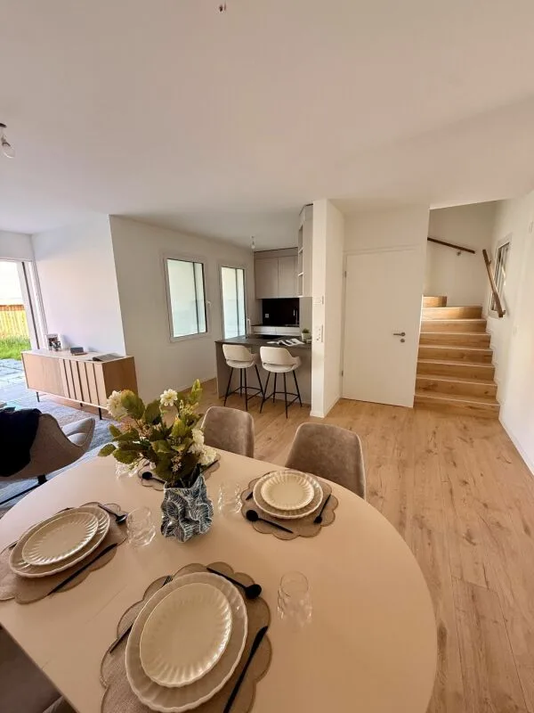 Villa gemella 5.5 locali a Cronay