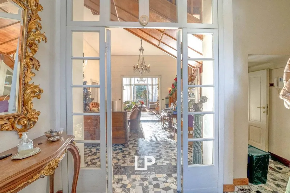 Villa de style Liberty immergée dans un parc privé à Montello, Varese – photo 12 sur 13