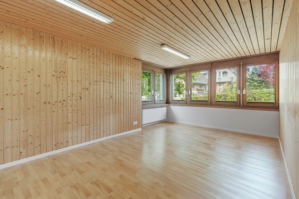 Grosszügiges Zuhause mit Wellnesspotenzial und Garten