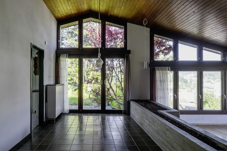Casa unifamiliare con giardino e vista panoramica alla periferia del villaggio