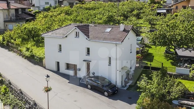 Schönes renoviertes Haus mit unabhängiger Wohnung – Foto 12 von 13