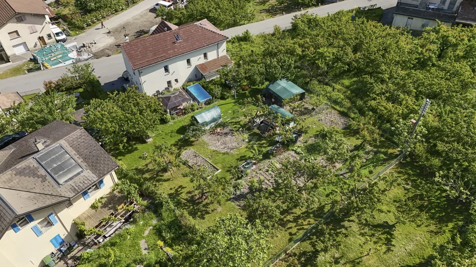 Schönes renoviertes Haus mit unabhängiger Wohnung – Foto 11 von 13