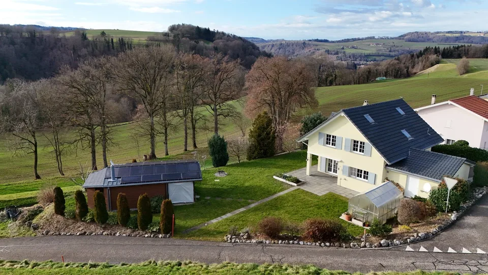 Belle villa individuelle avec pavillon et jardin – photo 12 sur 13
