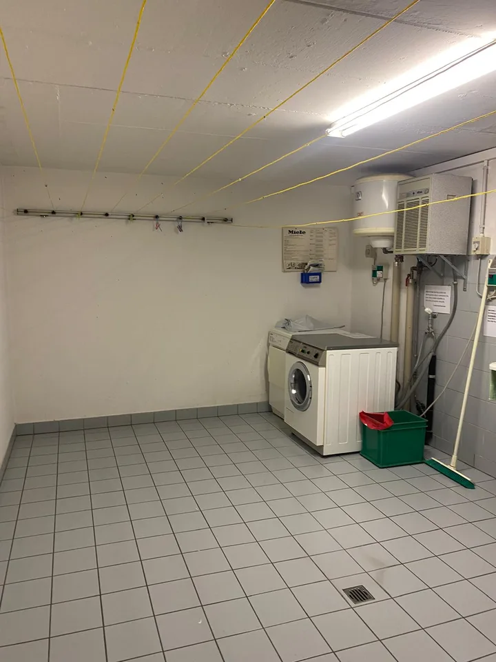 Modernes Apartment in einer ruhigen Wohngegend – Foto 16 von 18