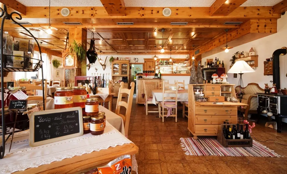 Restaurant idyllique avec deux appartements à Leukerbad