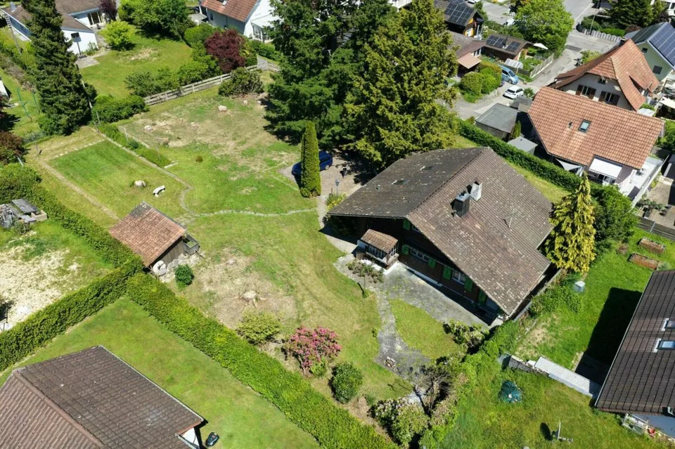 Terreno edificabile attraente con potenziale di sviluppo polivalente