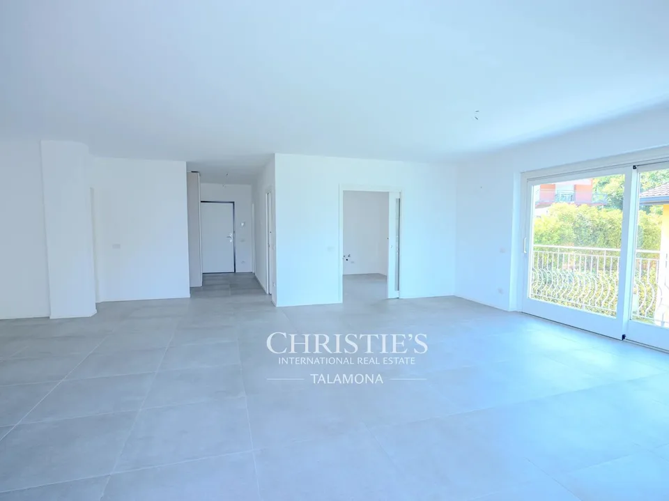 Appartamento di proprietà esclusivo con ascensore privato e vista sul lago – foto 7 di 13