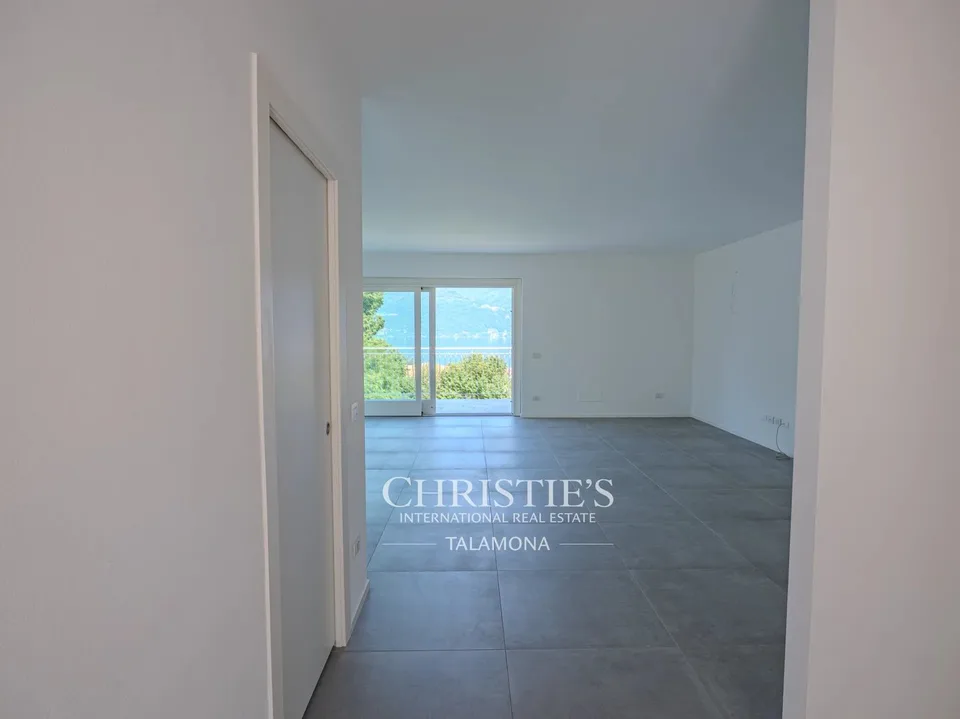Appartamento di proprietà esclusivo con ascensore privato e vista sul lago – foto 12 di 13