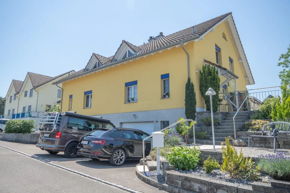 Idyllisches 5.5-Zi. Doppeleinfamilienhaus