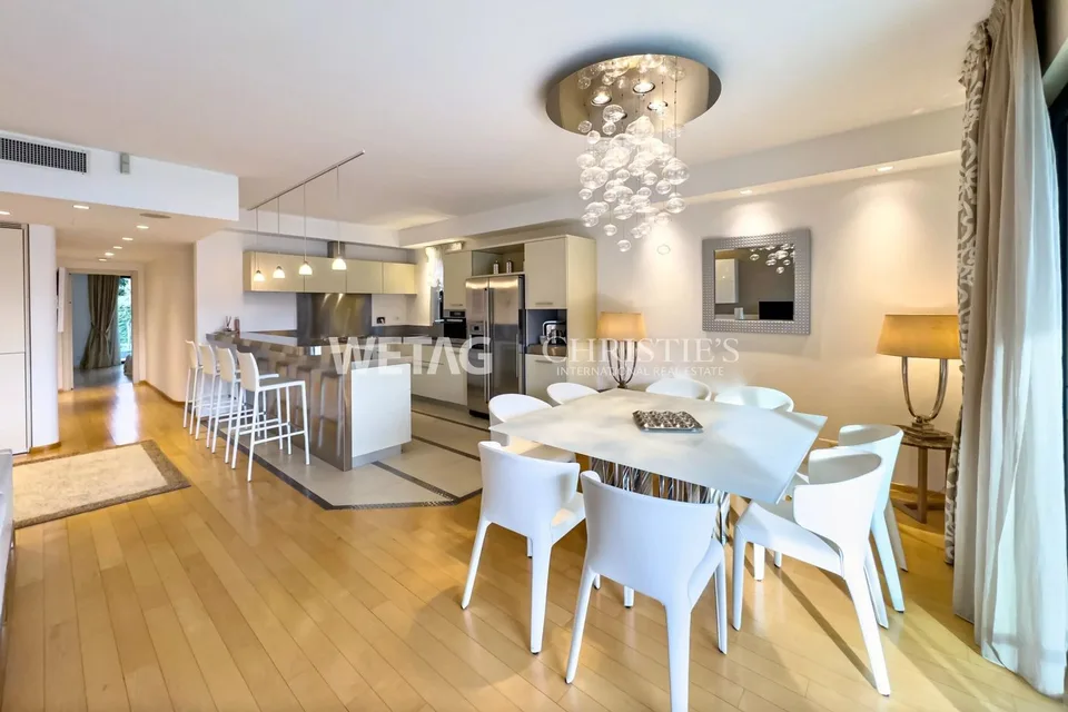 In vendita a Lugano: appartamento duplex moderno con giardino privato & vista lago splendida, anche possibile come seconda casa
