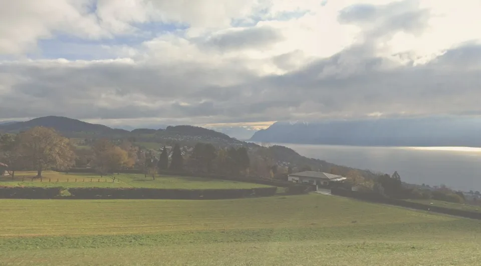 Villa zur Verkauf in den Höhen von Lutry - 7,5 Zimmer, 270 m², Blick auf den Genfersee